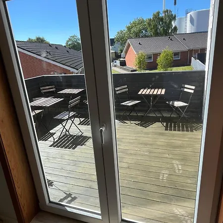 Folsted - Vaerelse 204 Med Eget Badevaerelse Og Fri Parkering